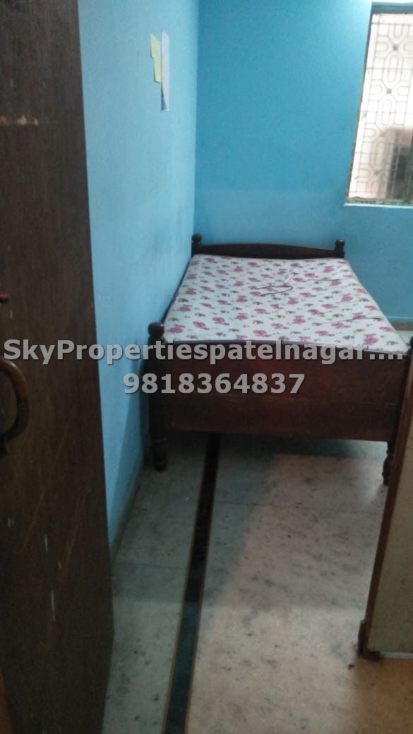 Single room in Patel Nagar under 7000