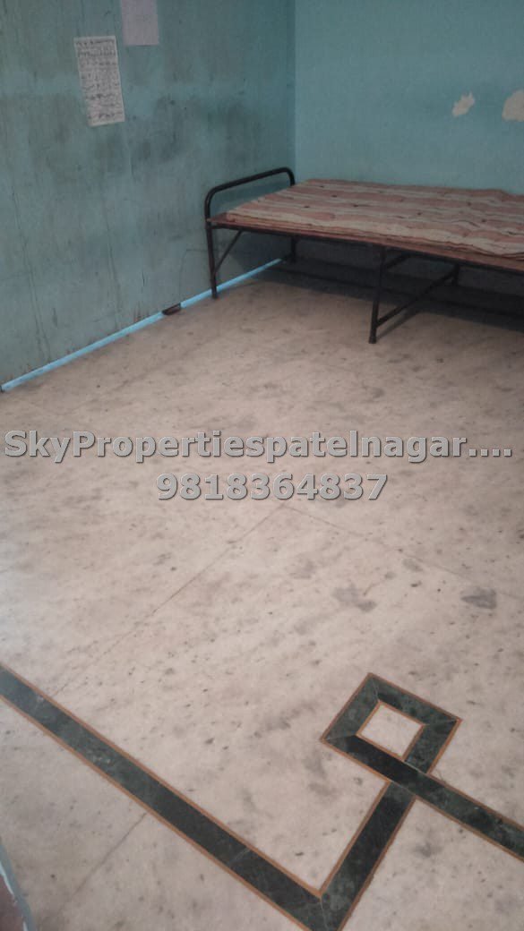 Single room in Patel Nagar under 7000