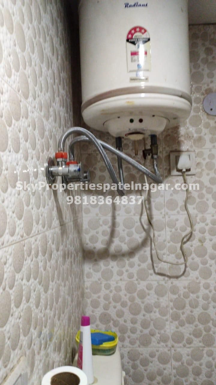 1 Rk Flat For Rent in West Patel Nagar Delhi