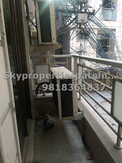 pg near vajiram and ravi institute