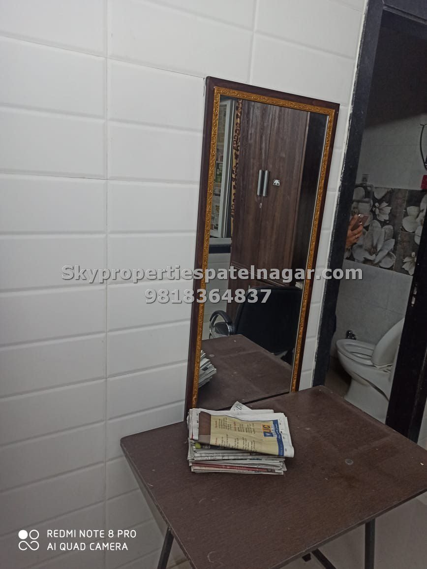 One Room Flat in Karol Bagh for rent delhi