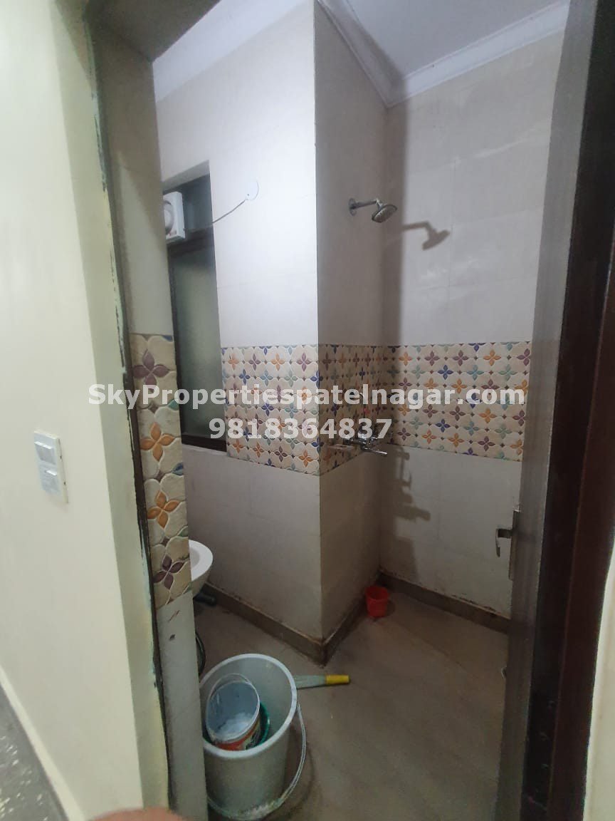 1 BHK Flats for Rent in Patel Nagar South, New Delhi - Single Bedroom