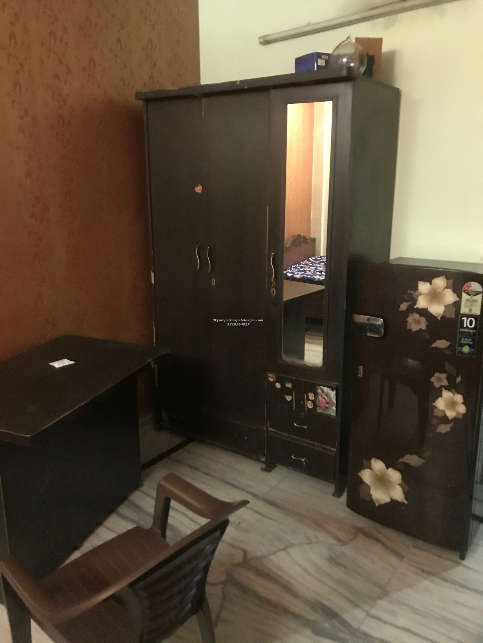 2 bhk near vajiram and ravi institute