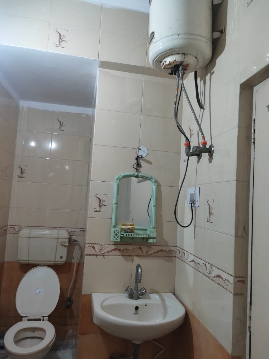 1 BHK House for Rent in Old Rajendra Nagar