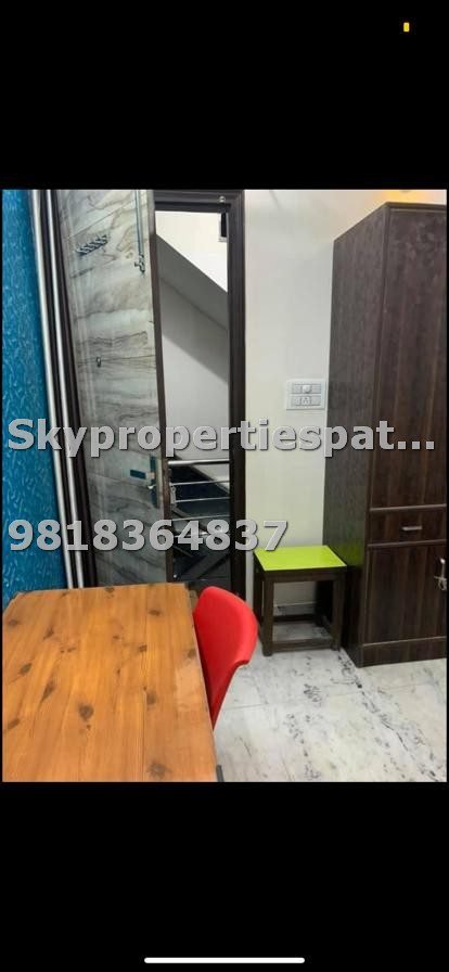 1 BHK Flats for Rent in Patel Nagar South, New Delhi