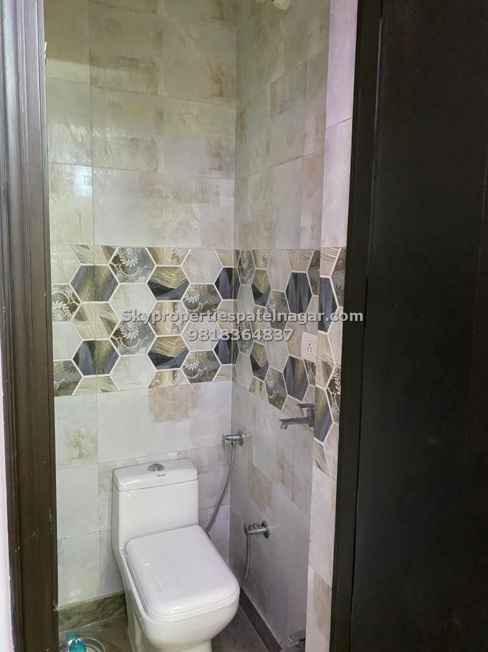 2 Bhk Flat for rent in Patel Nagar, New Delhi