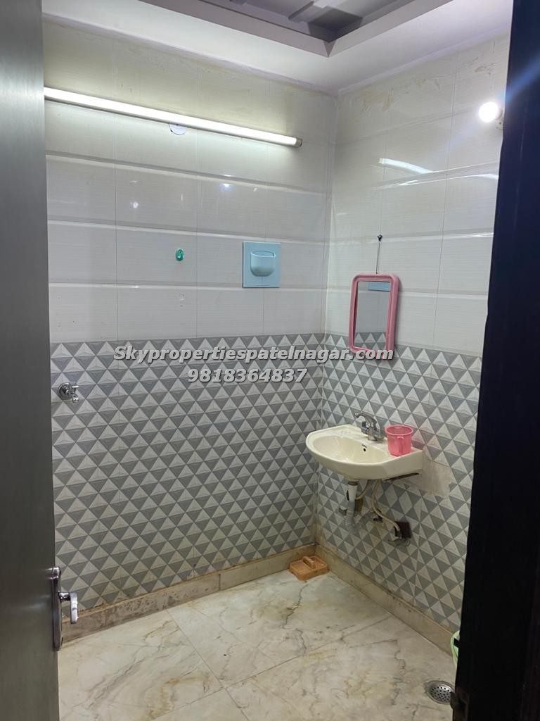 Karol Bagh Rent House