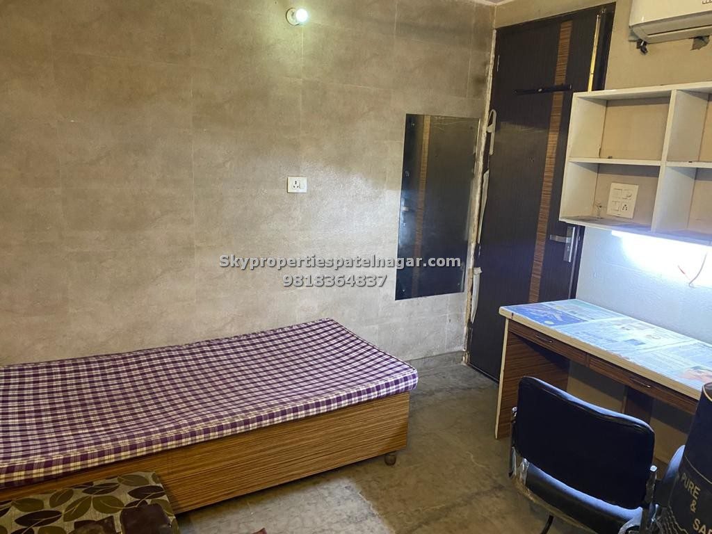 1 rk near vision ias delhi