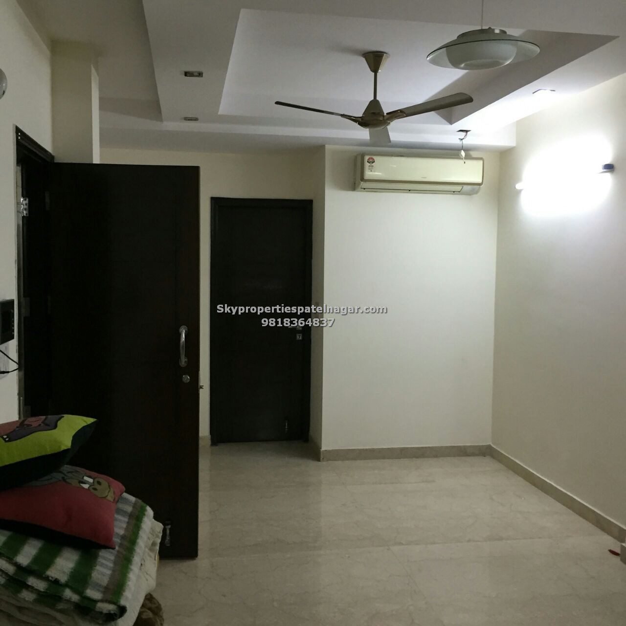 1 Bhk near Rml Hospital Delhi
