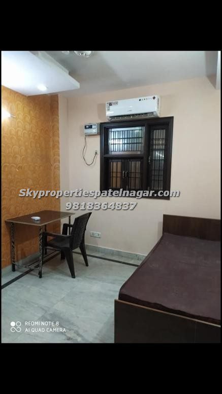 2 bhk in karol bagh near Rml hospital delhi