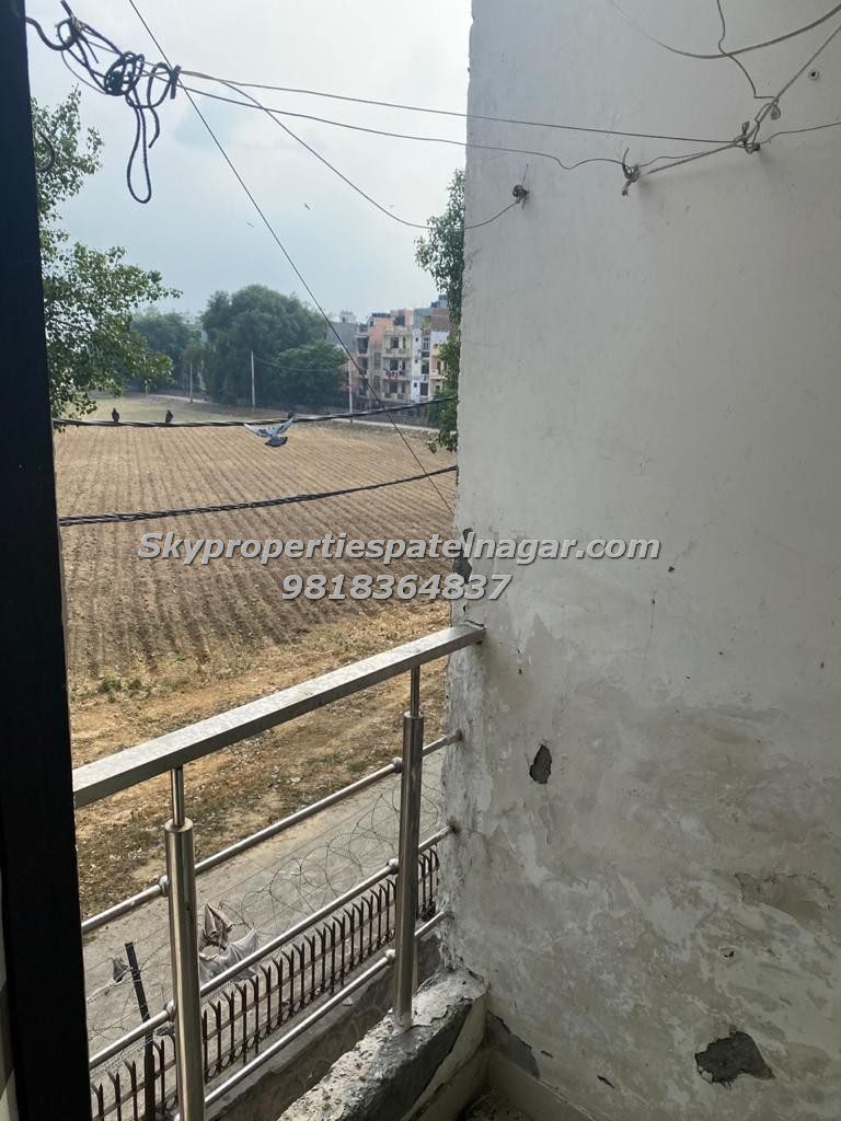 1 Rk in West Patel Nagar Delhi