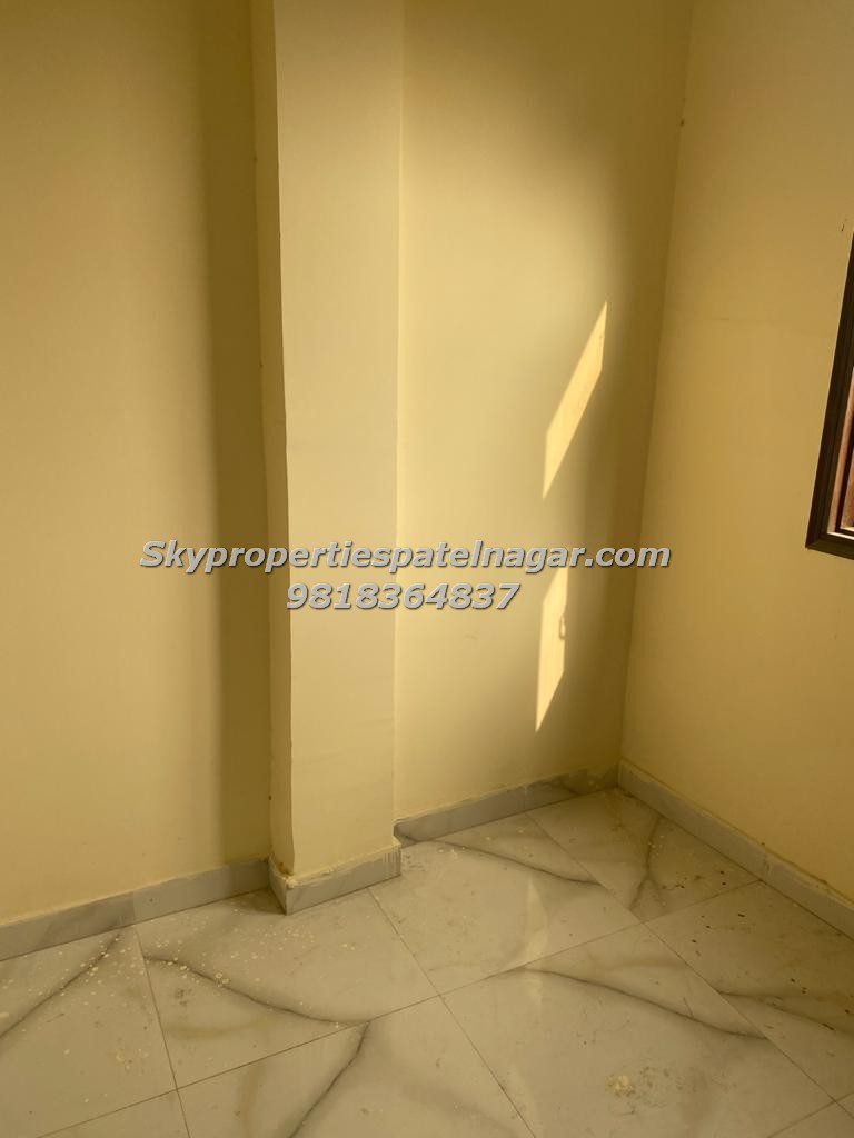 Single Room in west Patel Nagar Delhi