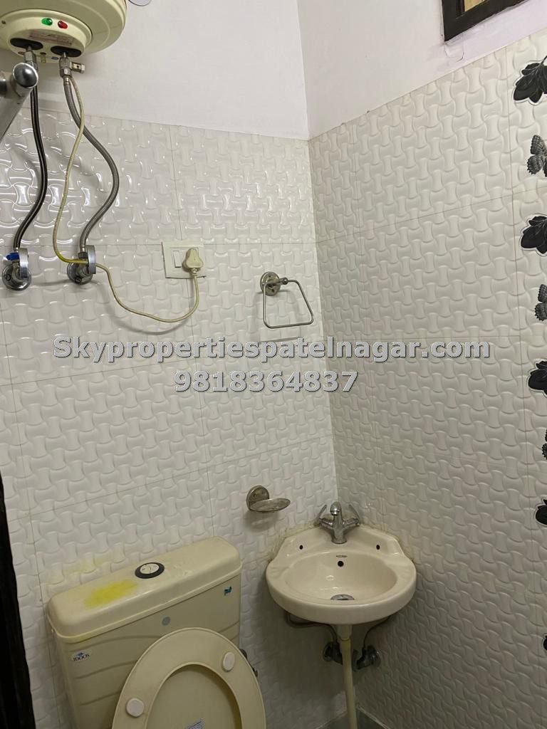 1 BHK in Karol Bagh, New Delhi