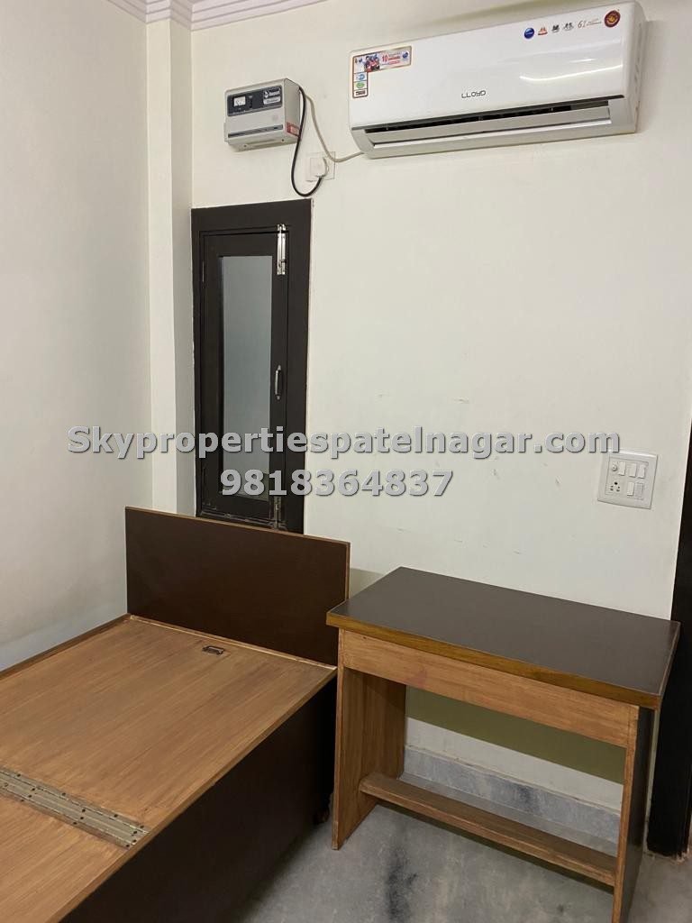 1 BHK in Karol Bagh, New Delhi