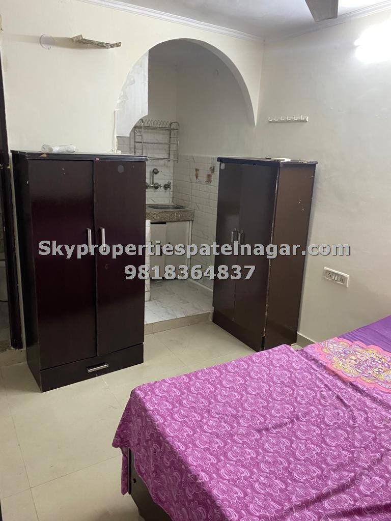1 Rk for Rent in Old Rajendra Nagar Delhi