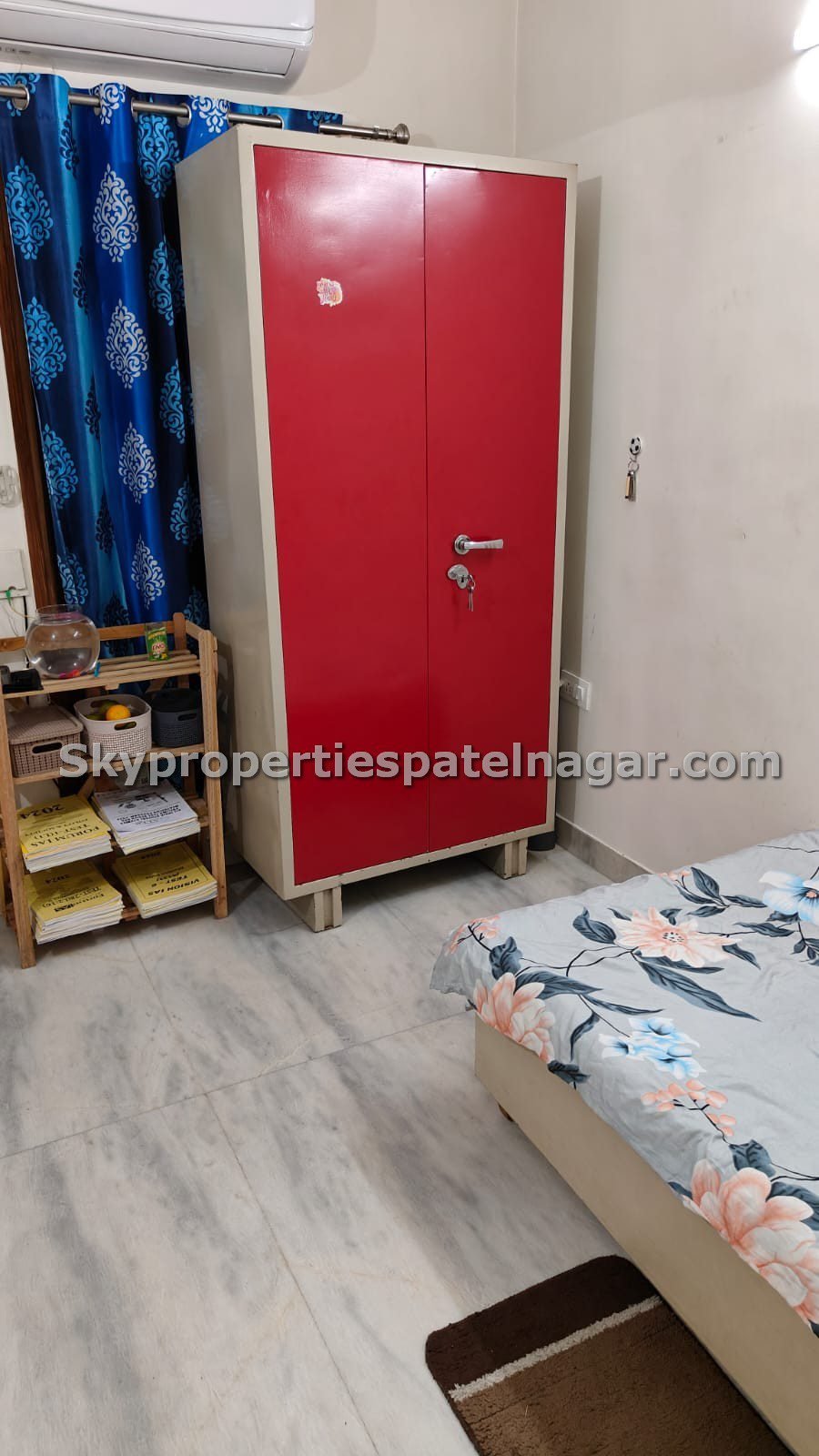 Single room pg near vajiram and ravi