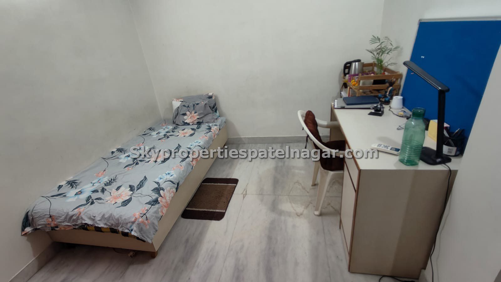 Single room pg near vajiram and ravi