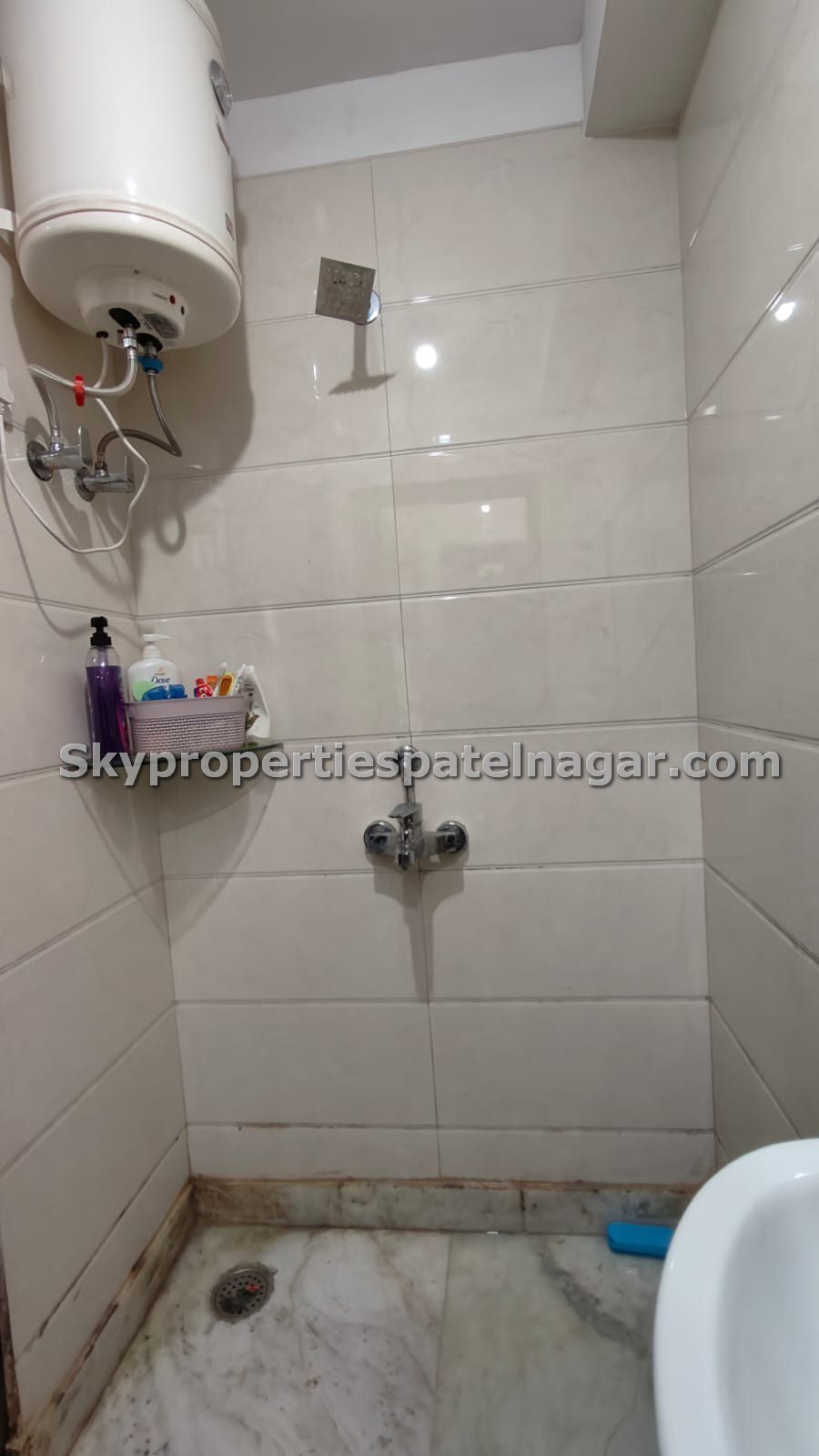 Single room pg near vajiram and ravi