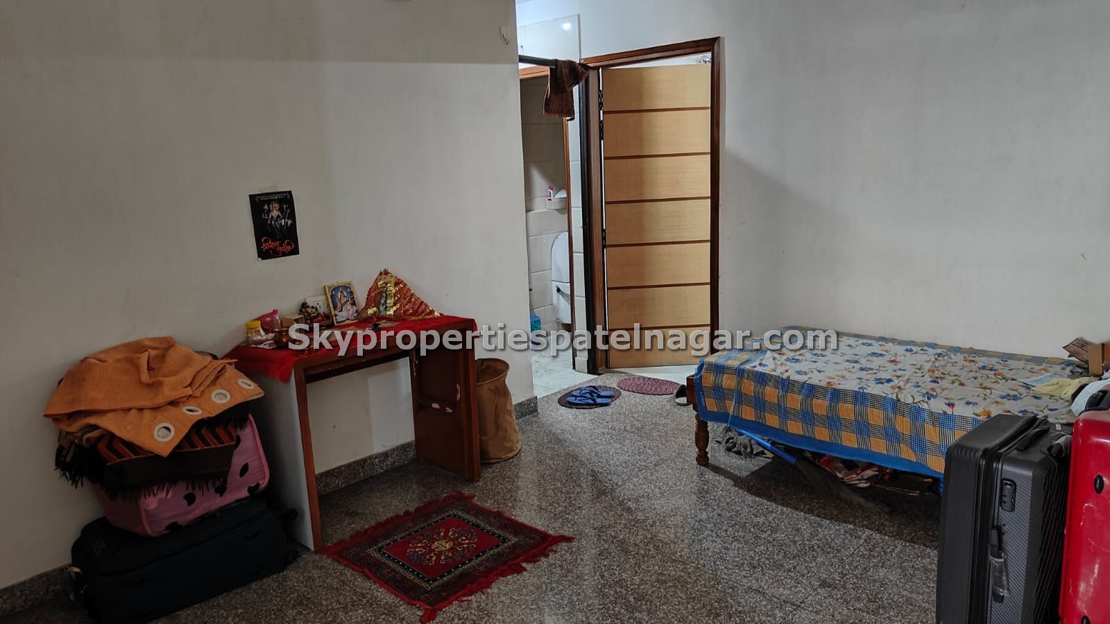 Single room pg near vajiram and ravi