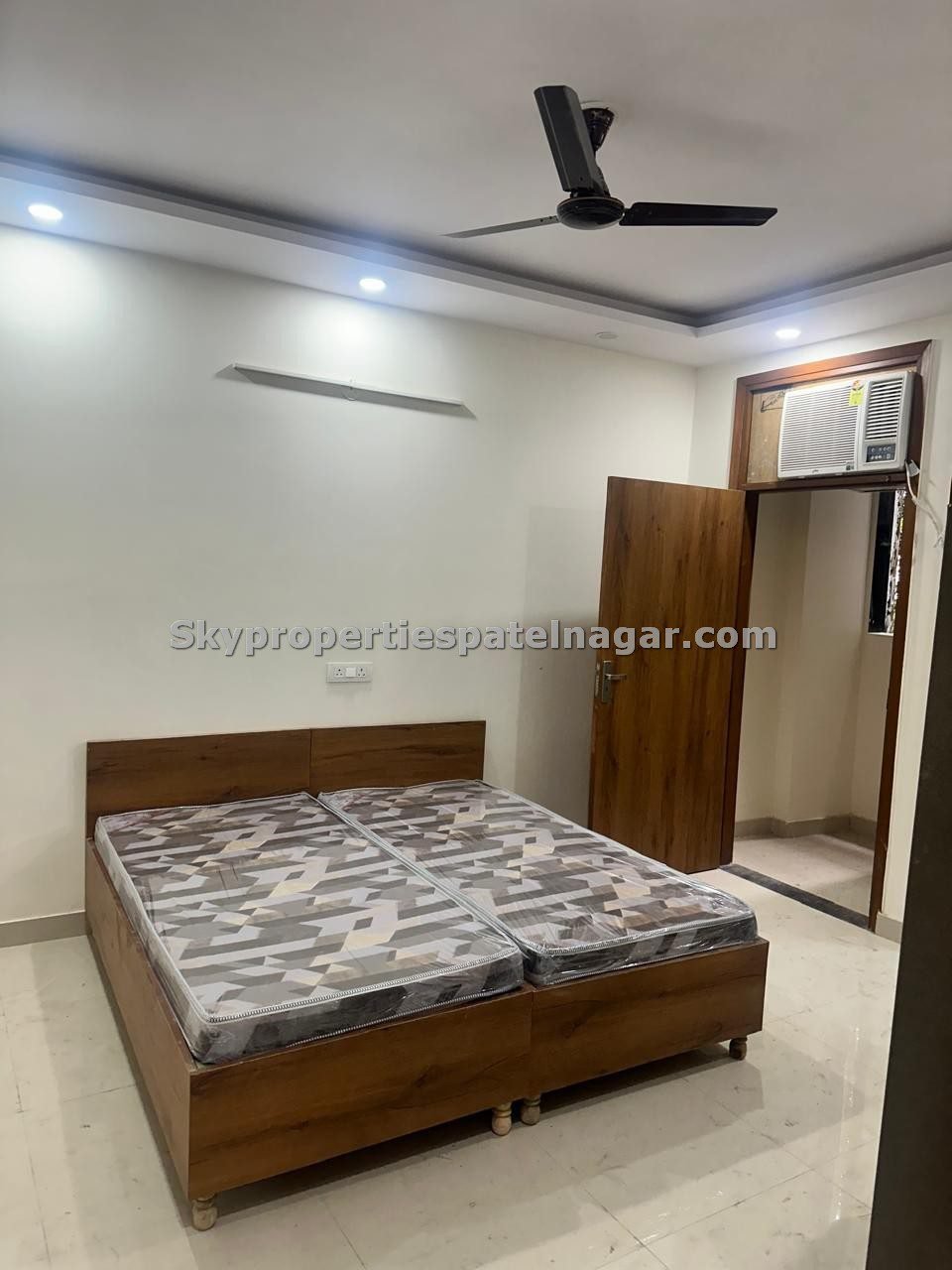 Pg Near Khan Study Group