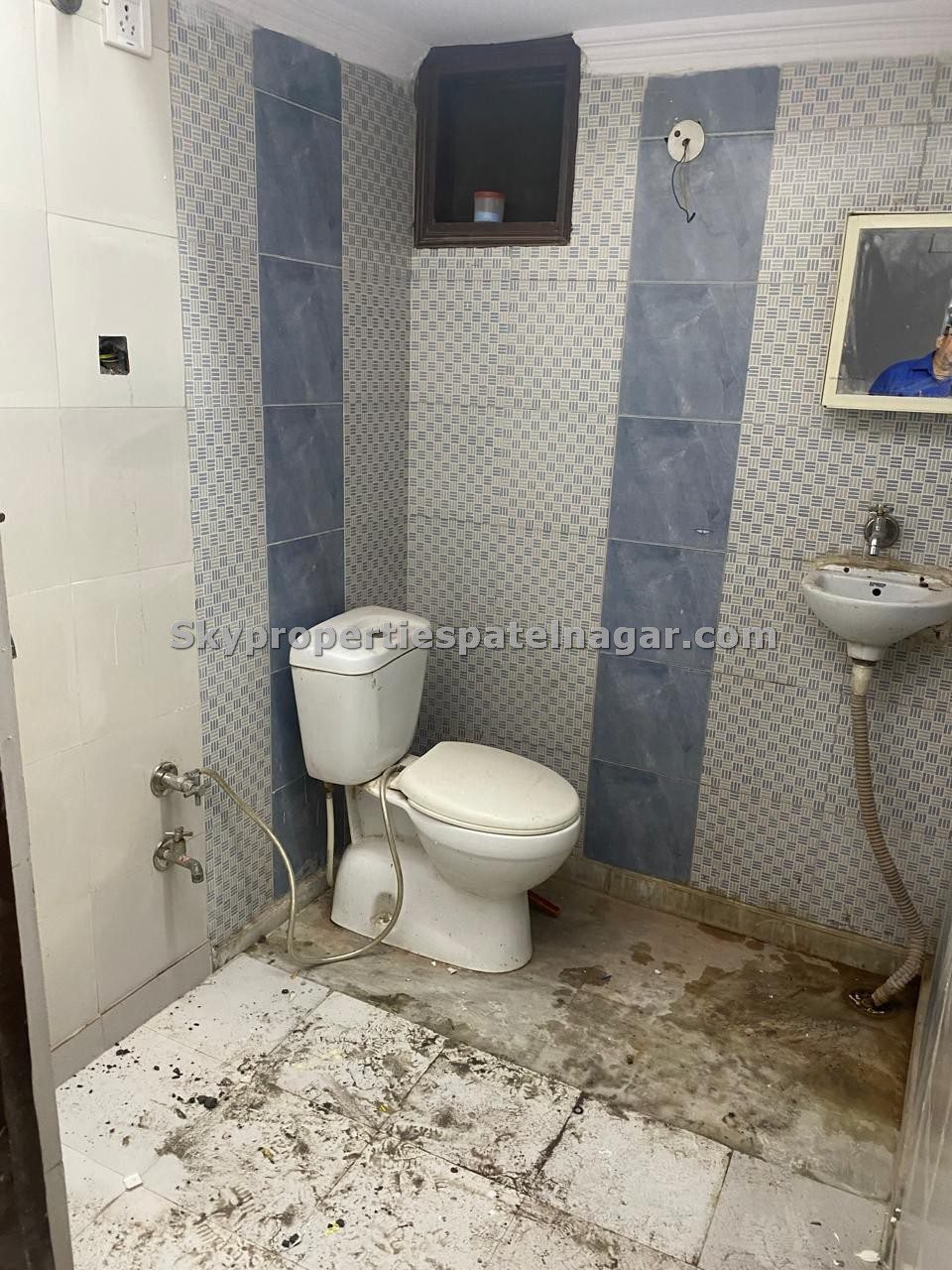 2 BHK Near Khan Study Group