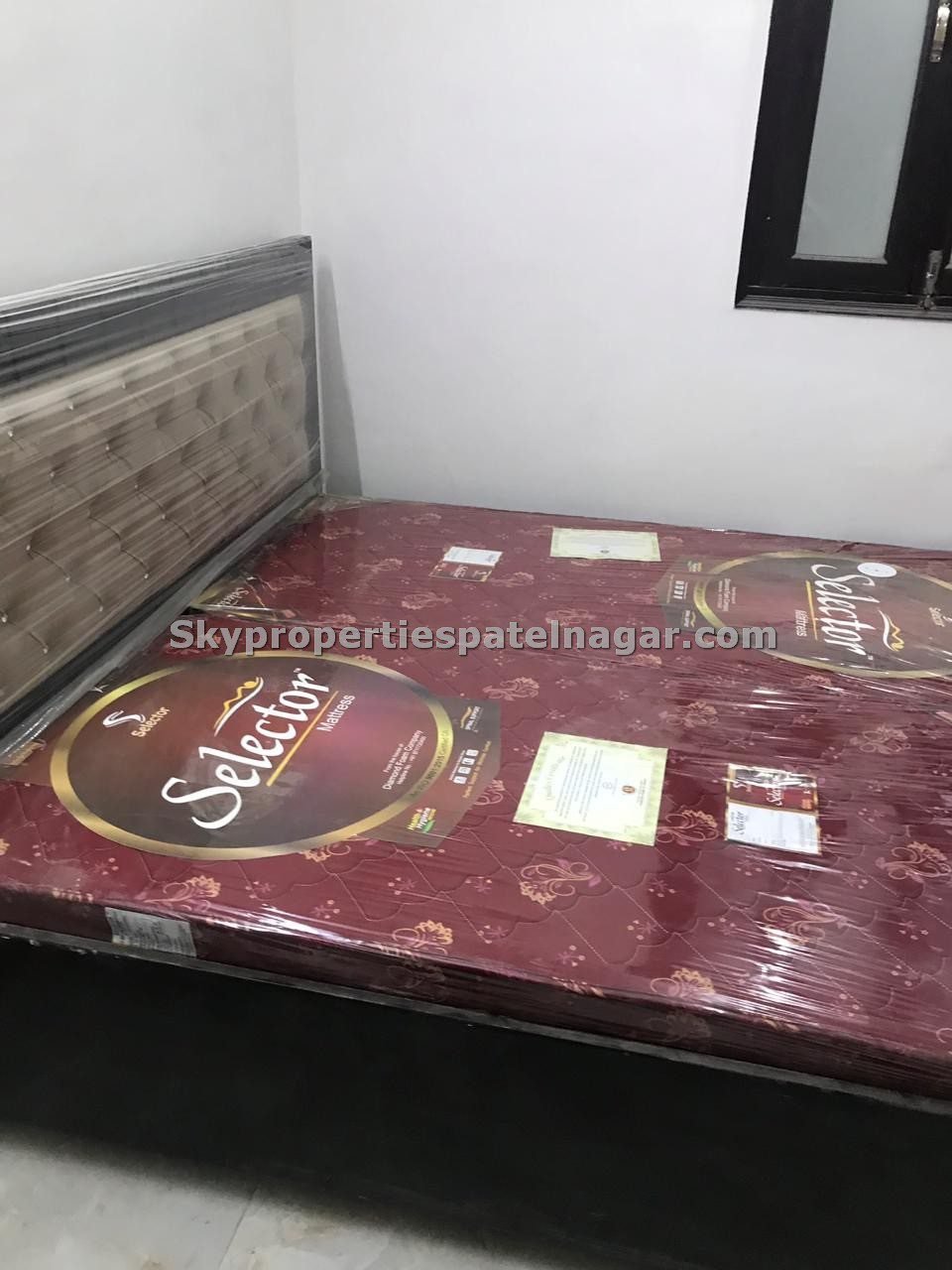 Single Room Near GS Score