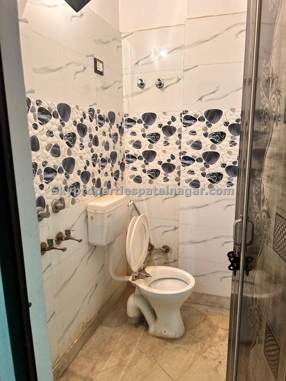 1 Rk Near Karol Bagh Delhi