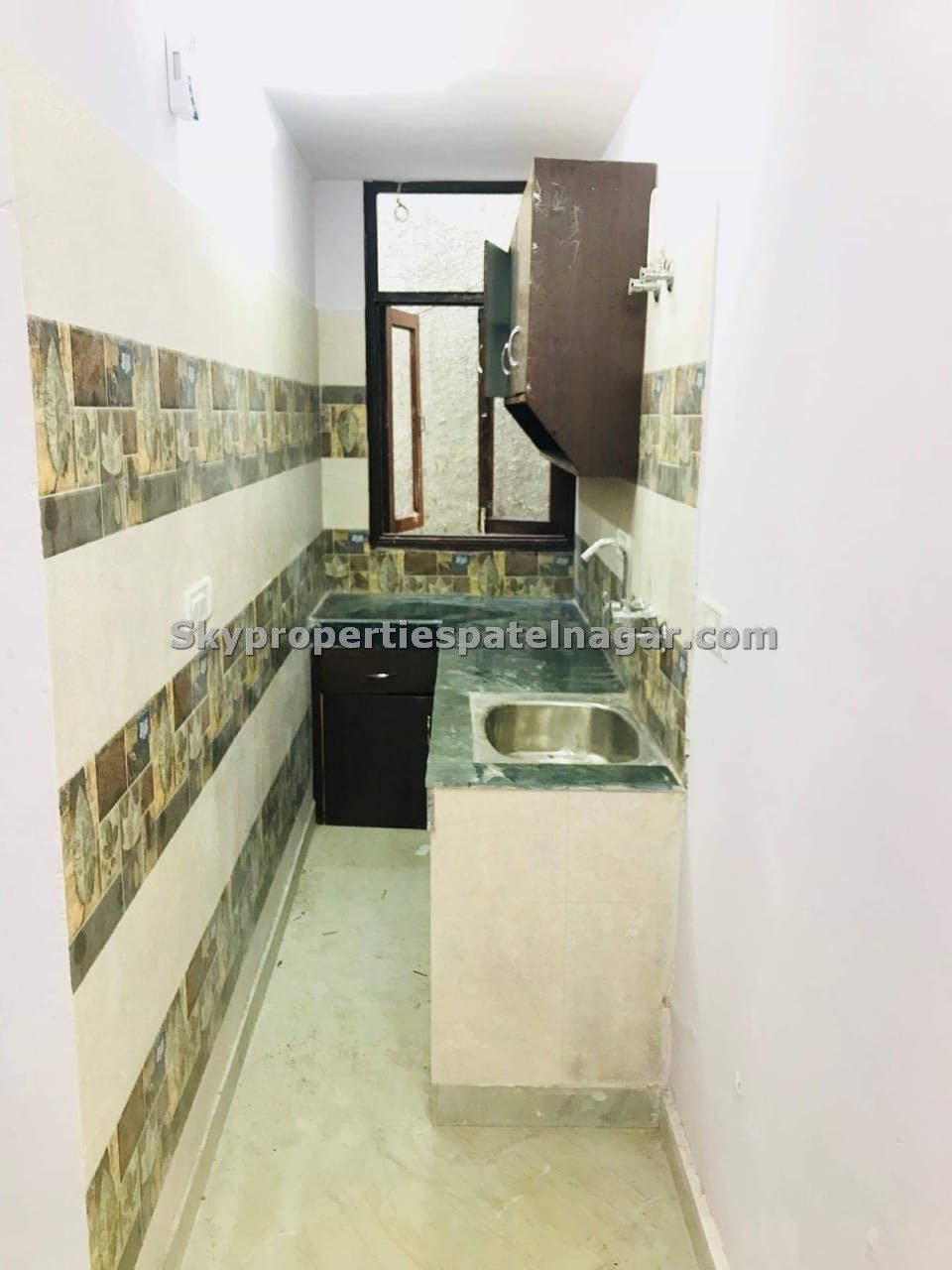 Single Room Near Channa Market Karol Bagh Delhi