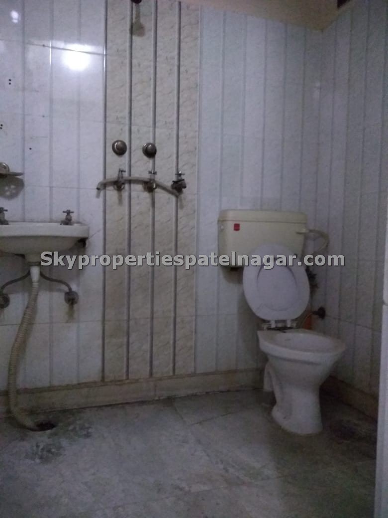 2 Bhk Near South Patel Nagar