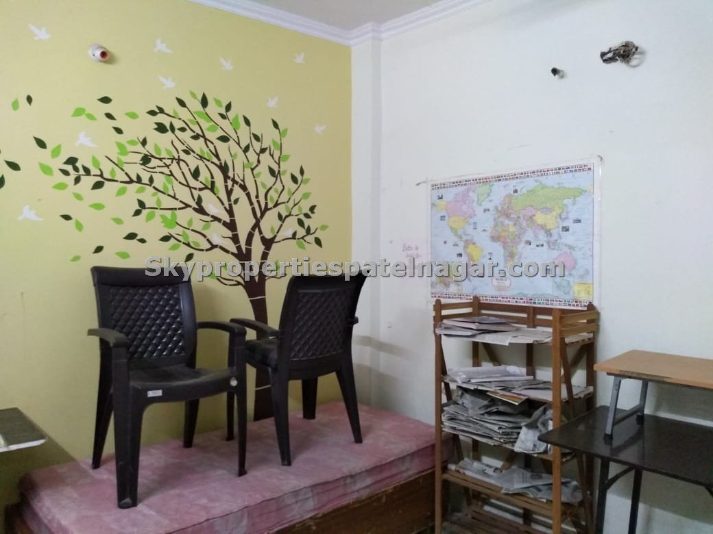 Pg Near Patel Nagar East Delhi