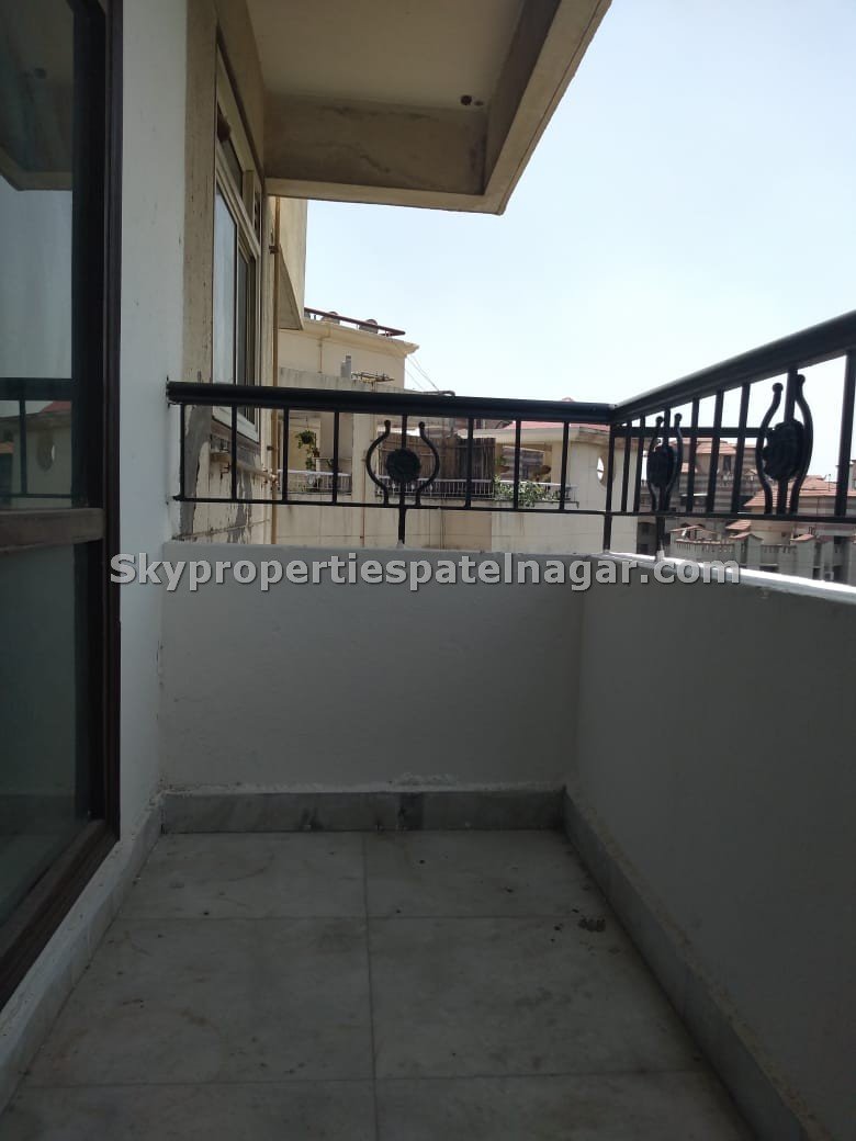 Pg Near West Patel Nagar