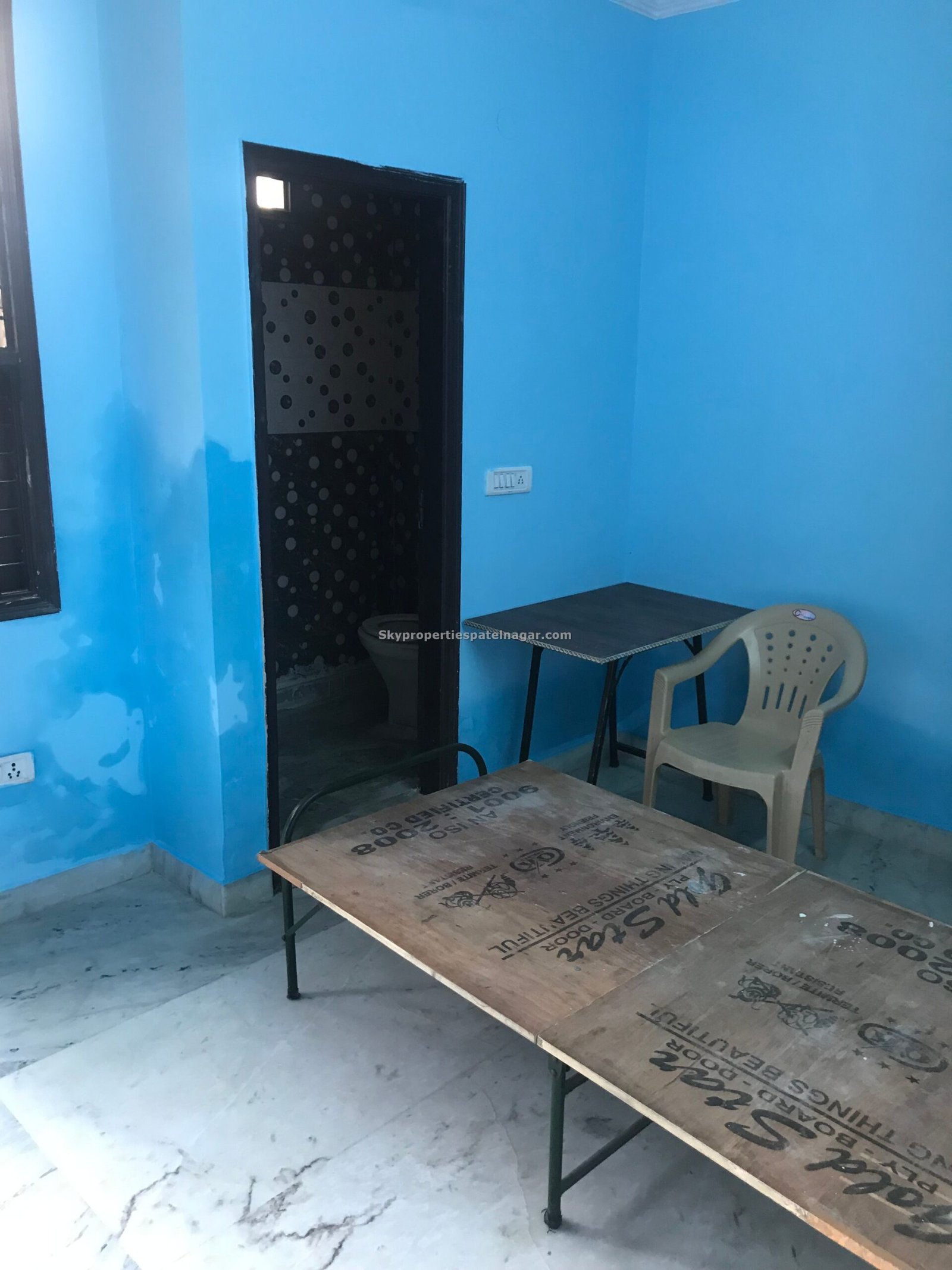 2 Bhk Near Patel Nagar West Delhi