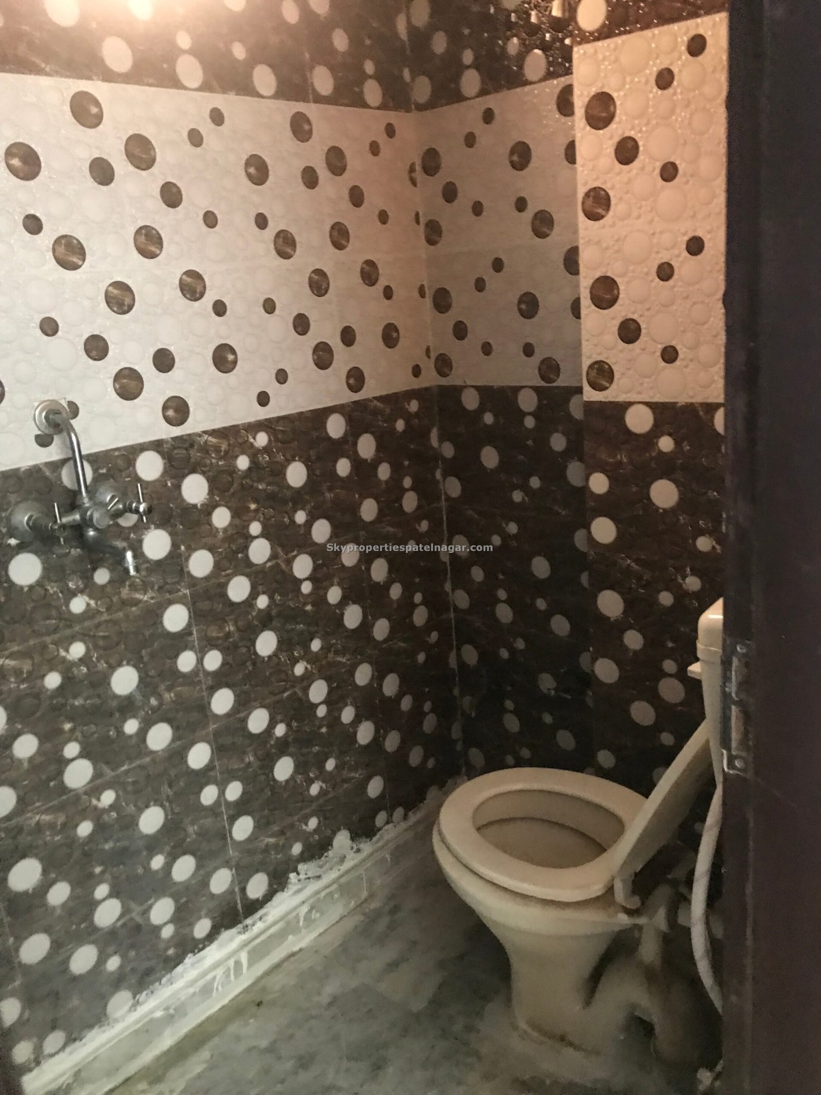 2 Bhk Near Patel Nagar West Delhi