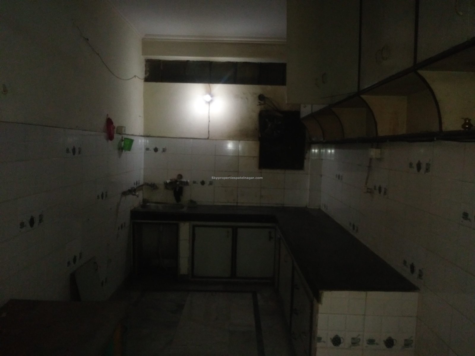 Single Room In Rajender Nagar Delhi