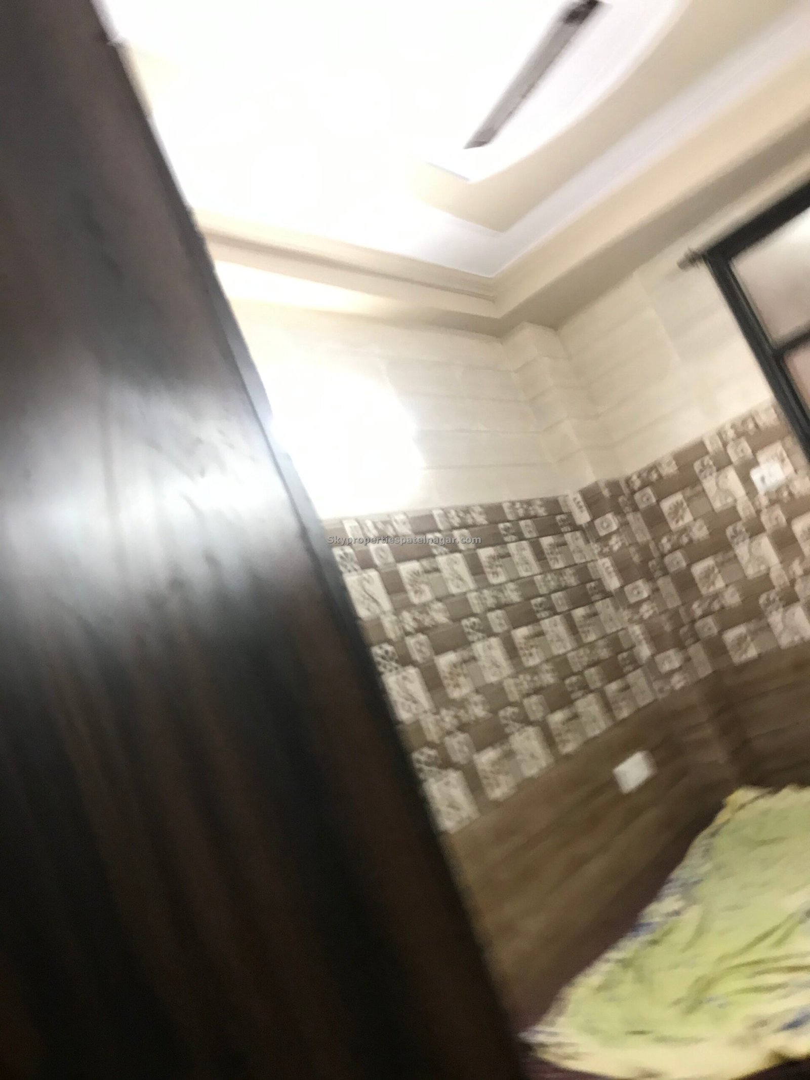 Single Room At Karol Bagh Delhi