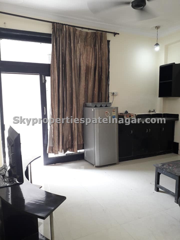 2 Bhk Near Patel Nagar South Delhi