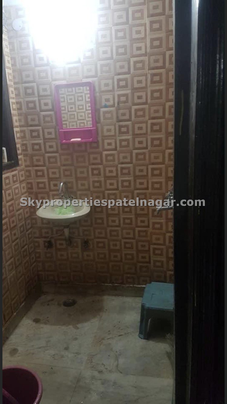 Pg Near Patel Nagar South Delhi