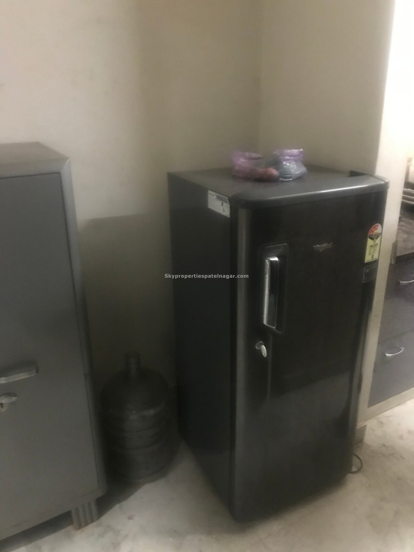 Single Room For Boys In Karol Bagh