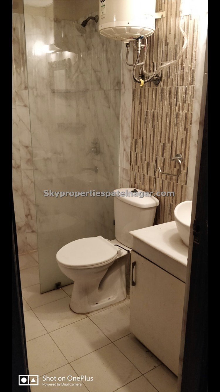 2 Bhk Near PLUTUS IAS Karol Bagh Delhi