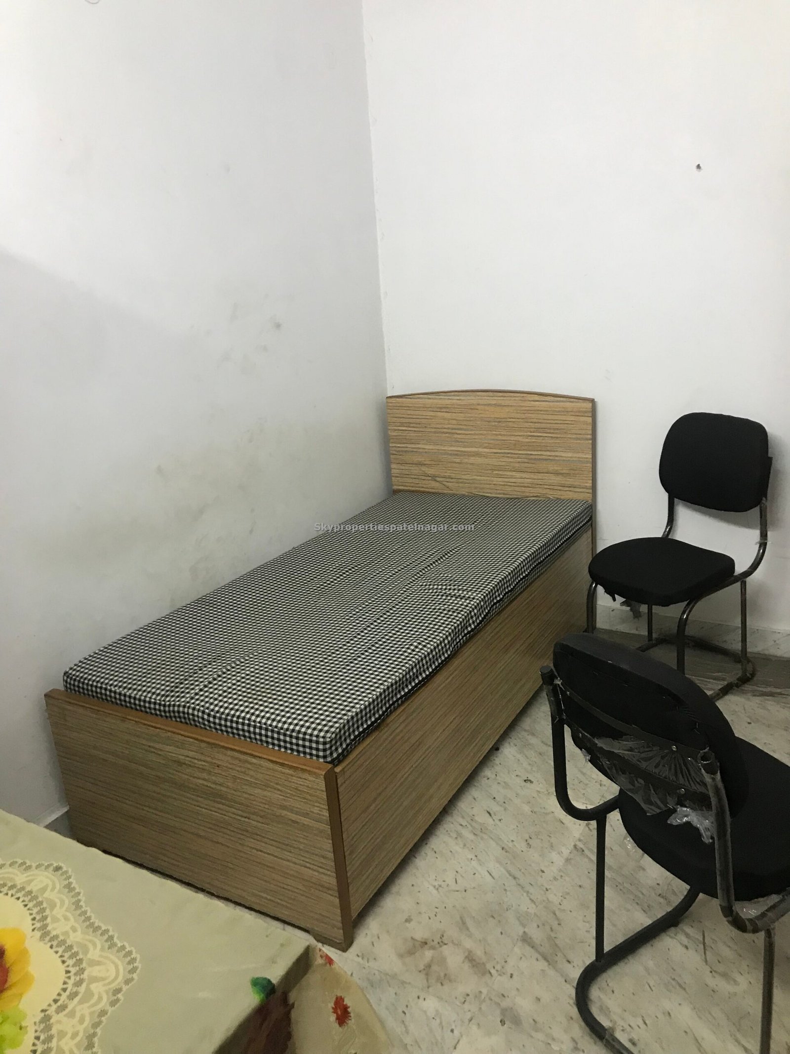 Single Room In Patel Nagar East Delhi