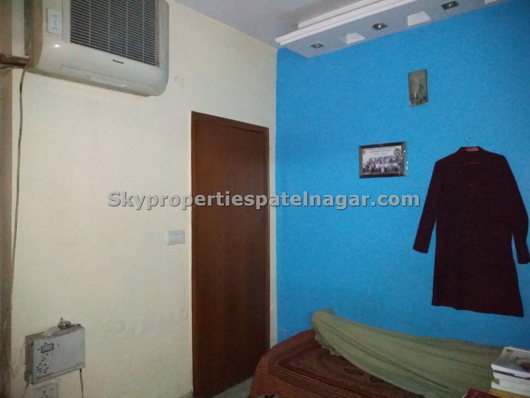 Single Room Near SRIRAMs IAS Delhi