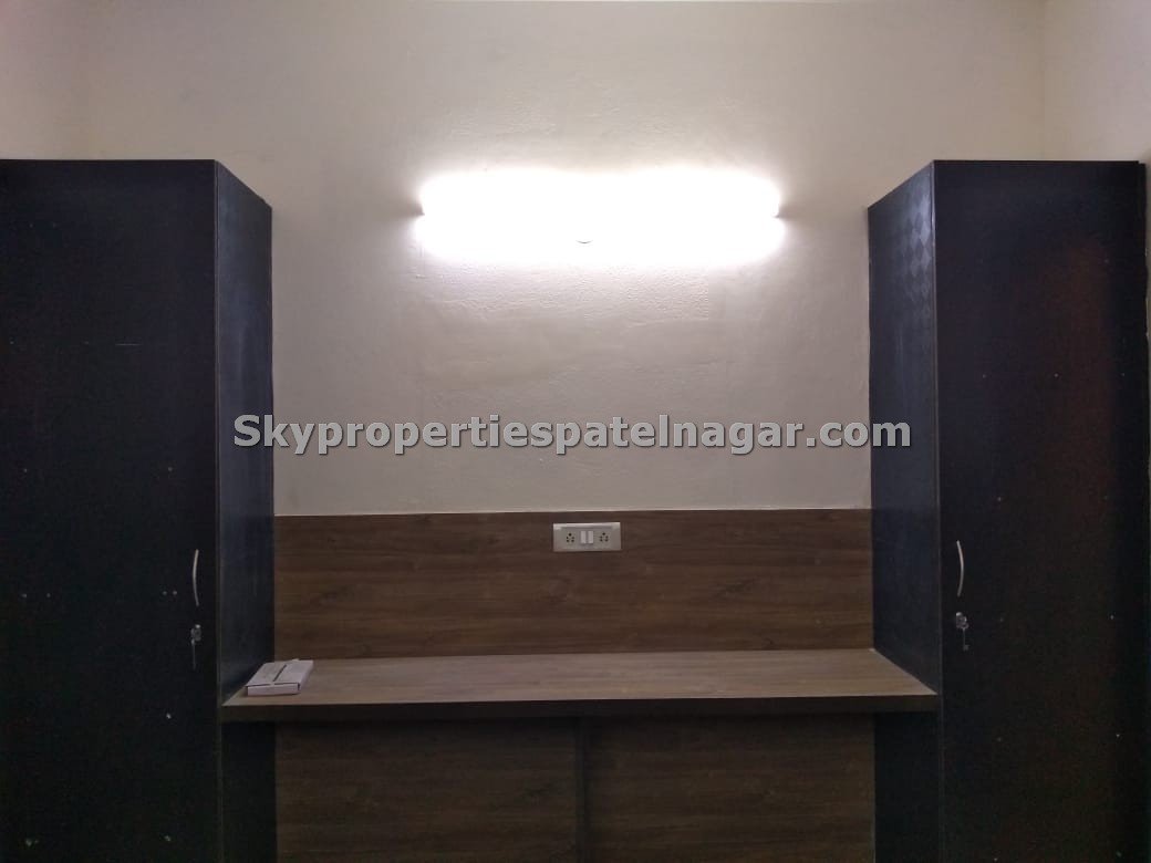 Single Room Near Elite IAS Academy