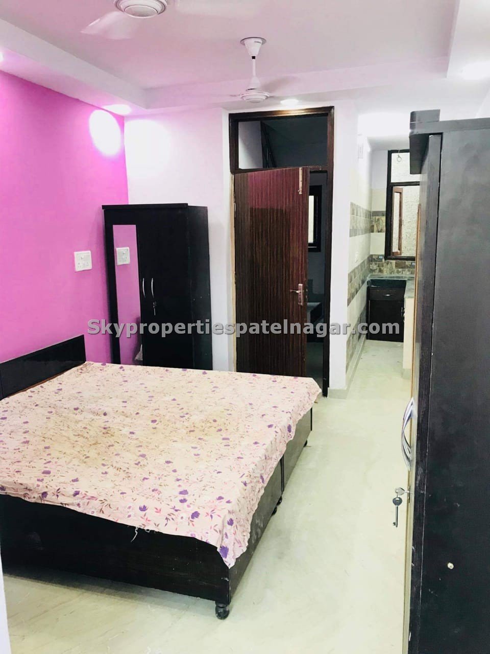 Single Room Near Elite IAS Academy