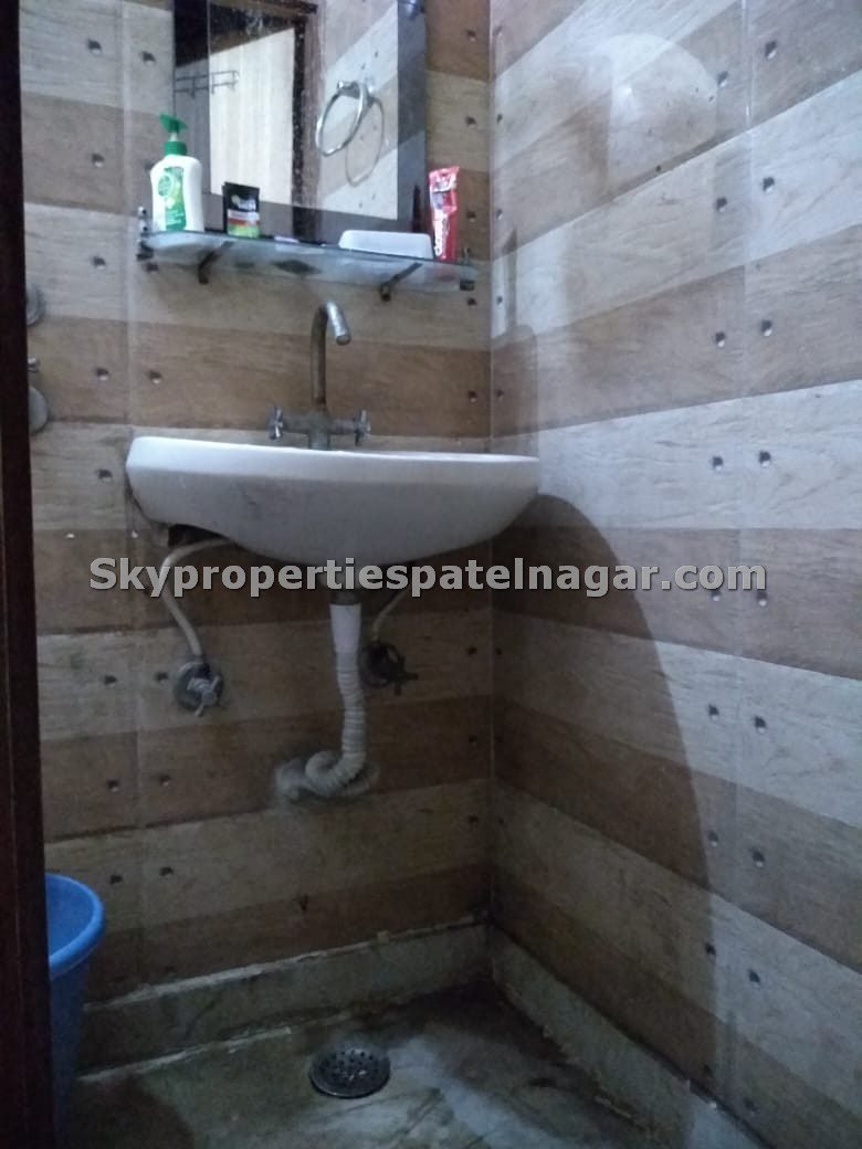 Single Room Near Rajender Nagar