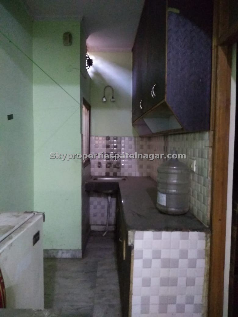 Single Room Near PLUTUS IAS Karol Bagh Delhi