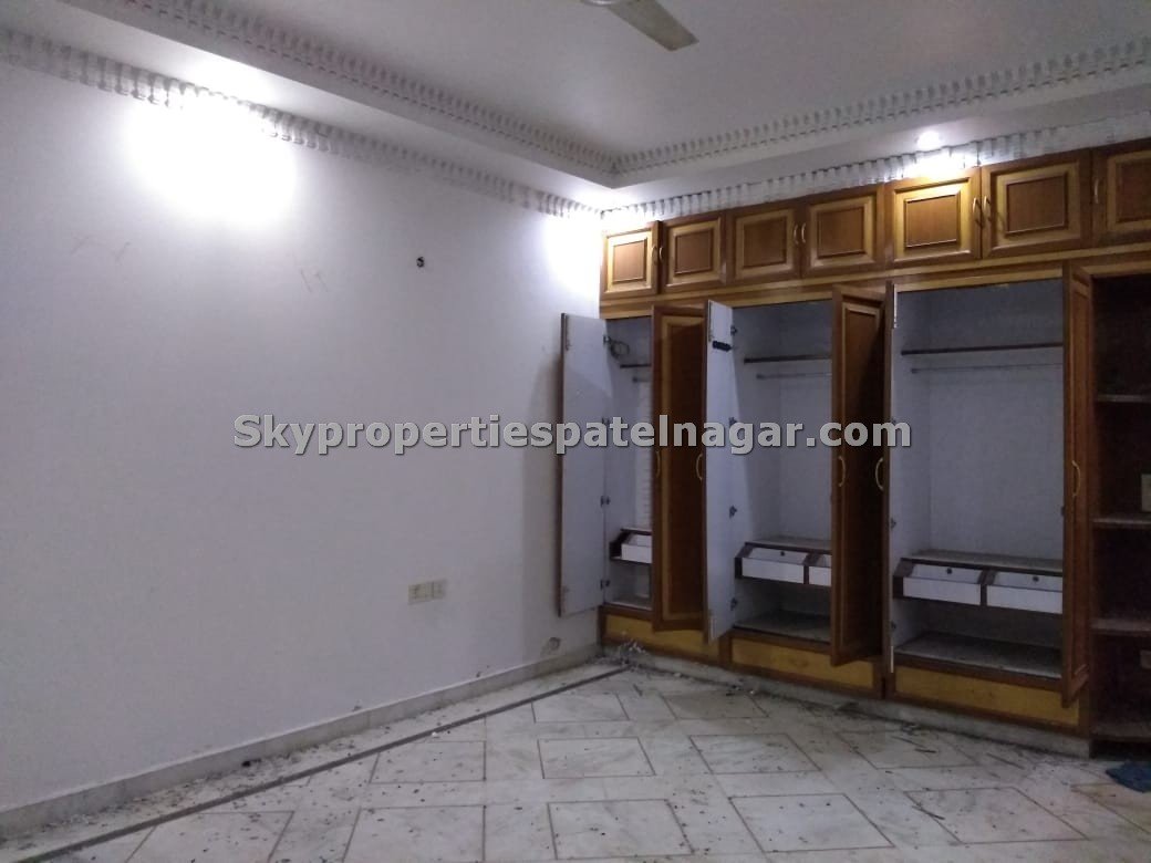 Pg Near South Patel Nagar