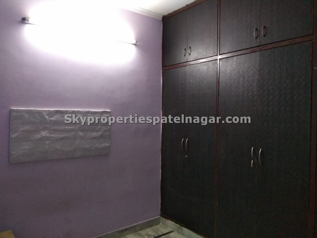 Pg In Patel Nagar South Delhi