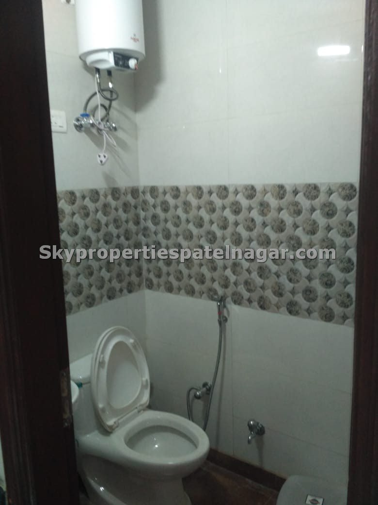 Single Rooms In Karol Bagh