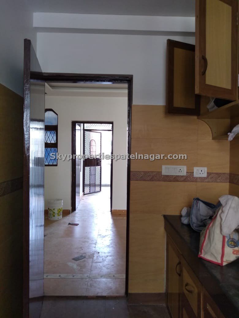 Pg Near PLUTUS IAS Karol Bagh Delhi