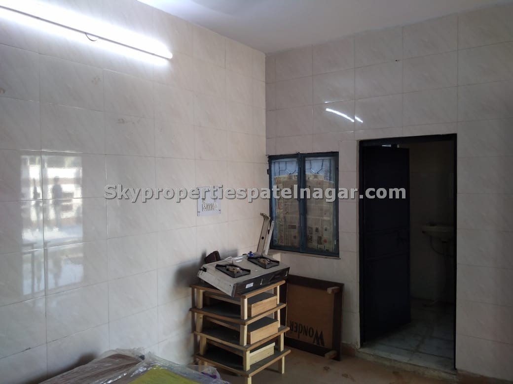 2 BHK Flats & Apartments for Rent in OLD Rajendra Nagar Delhi